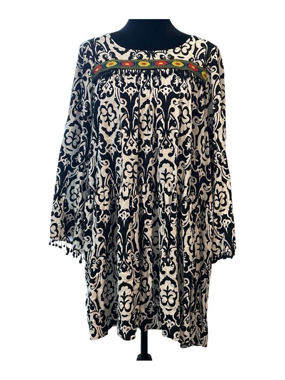 Uncle Frank Black and White Long Sleeve Shift Dress with Embroidered Neckline